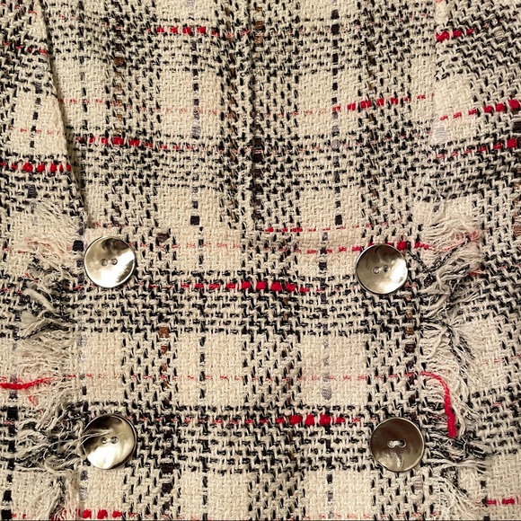 NWT Zara tweed top with buttons - Picture 9 of 9